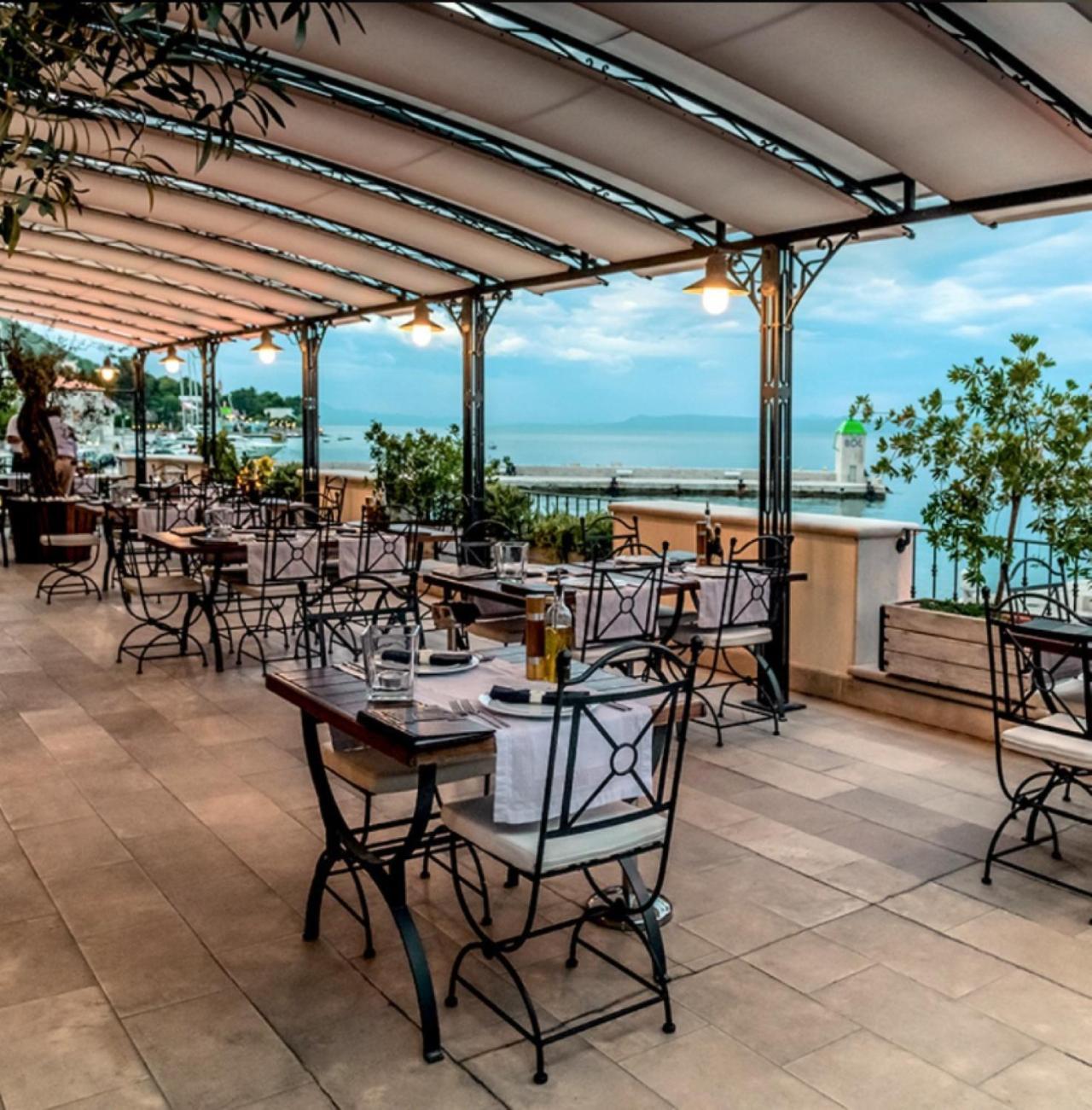 Newly Renovated Hotel Kastil Bol Exterior photo