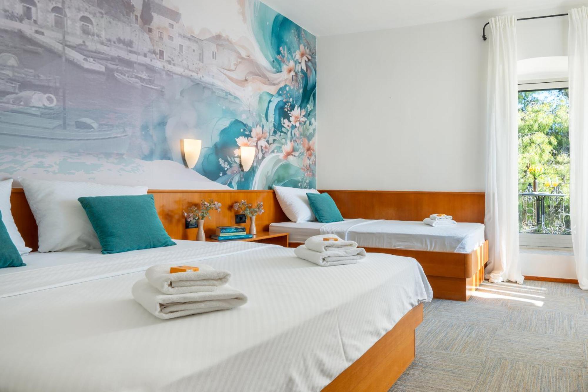 Newly Renovated Hotel Kastil Bol Room photo