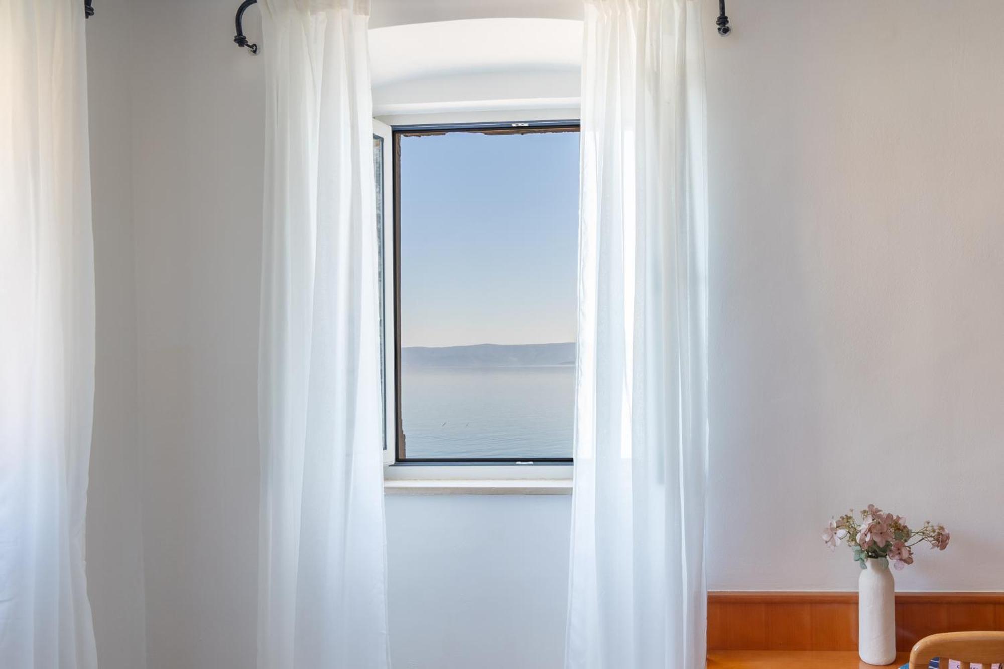 Newly Renovated Hotel Kastil Bol Room photo
